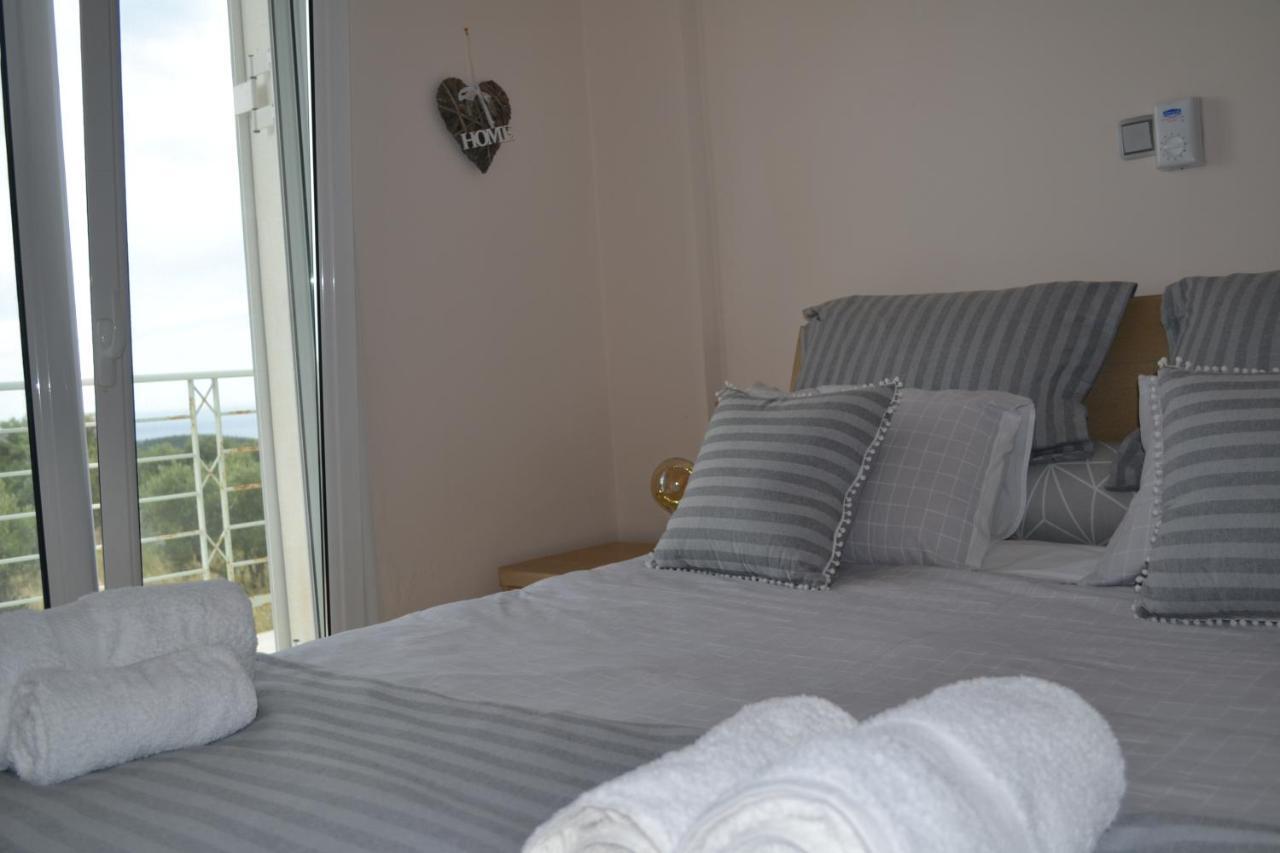 Villa Emma - Kamaria Home With Stunning Sea Views Exteriör bild